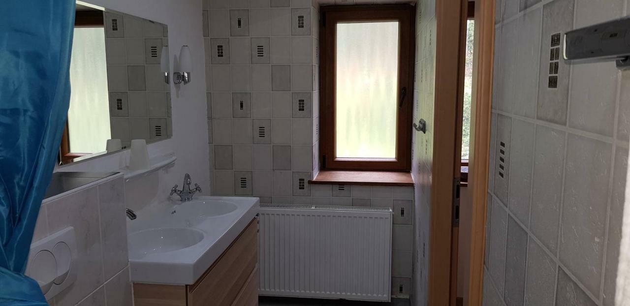Готель Altes Zollhaus Naehe Luxemburg Ammeldingen an der Our Екстер'єр фото